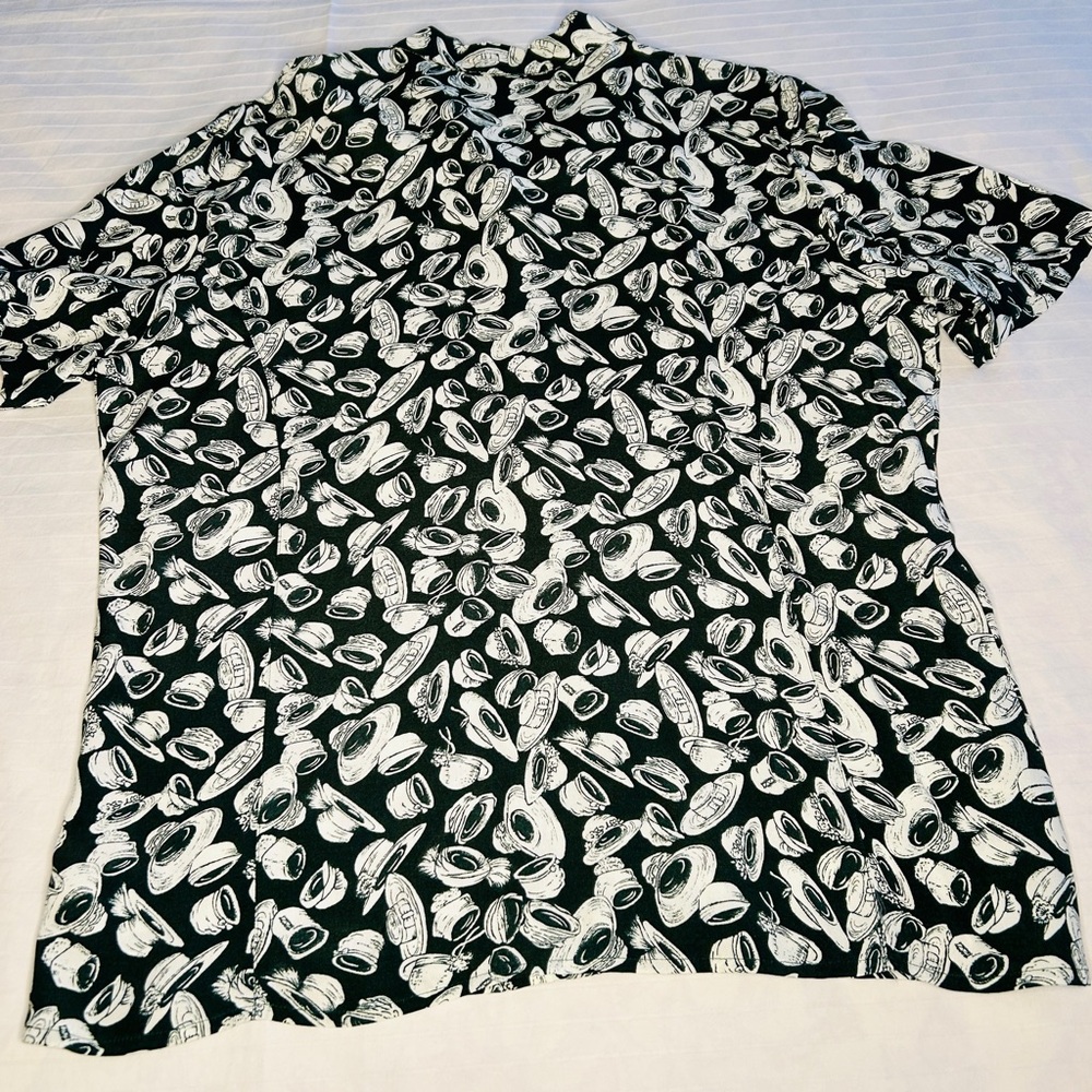Vintage 90s Liz Claiborne Hat-Print Blouse – Green & Ivory – Button Front – Size - Picture 11 of 15